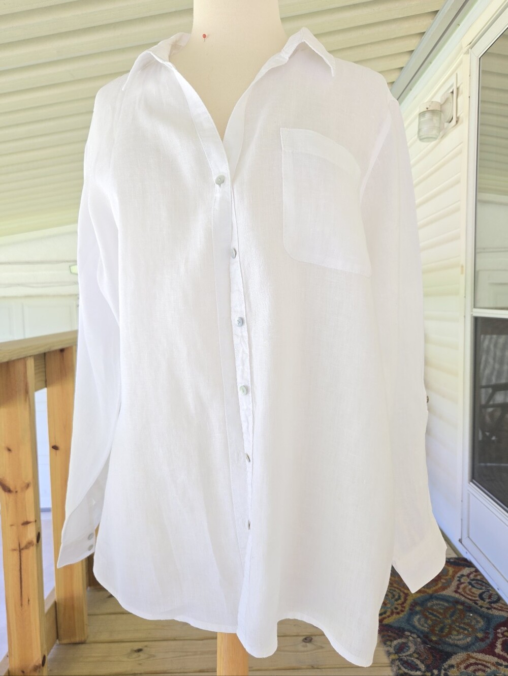 Sigred Olsen:Classic White Men's Button-Up Shirt